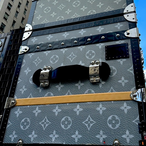 Meet your Posher - Picture 1 of 1